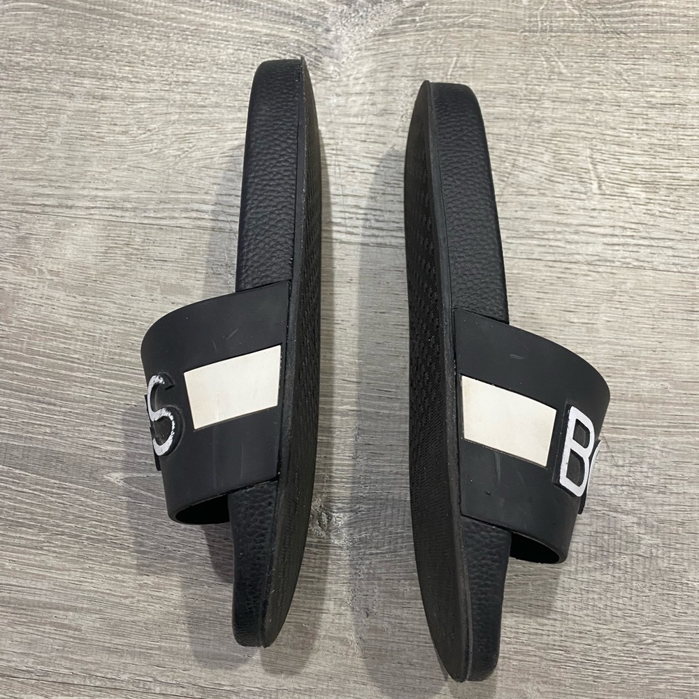 BOSS Black Logo Slides - Picture 3 of 5
